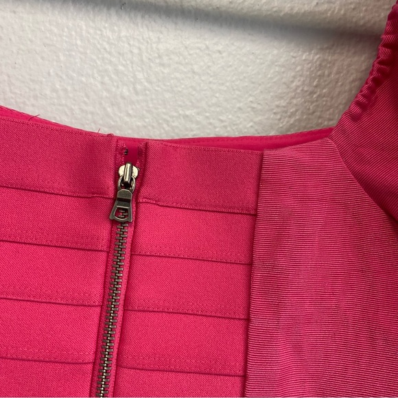 Alice + Olivia Joslyn Puff Sleeve Cropped Top in Wild Pink Size 2 - Picture 11 of 14